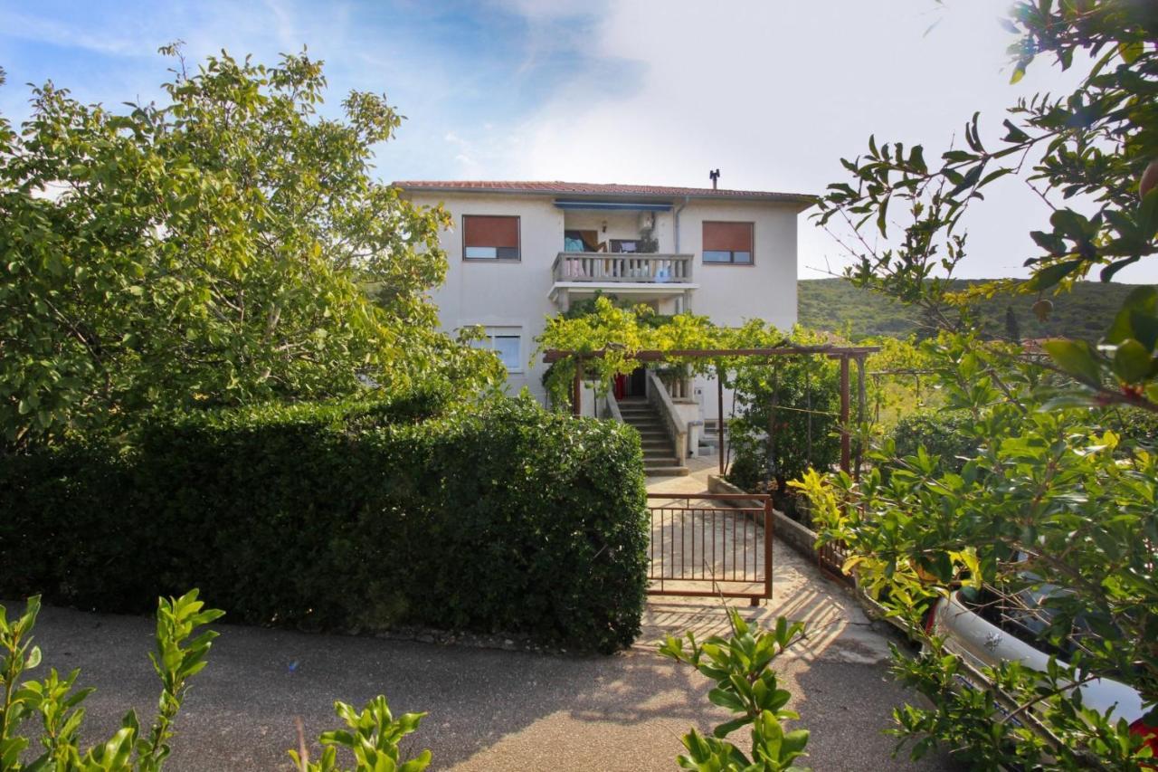 Appartment Punat Esterno foto