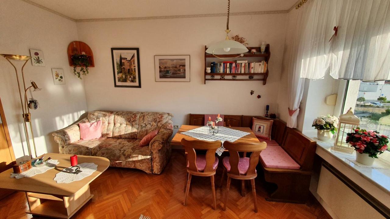 Appartment Punat Esterno foto